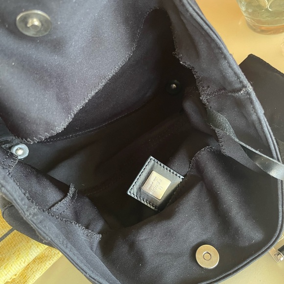 🖤🖤🖤Fendi nylon handbag with pouch❤️💼 - Picture 9 of 15